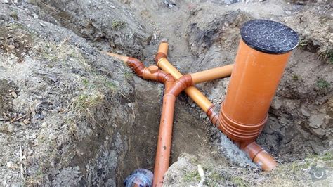 odvodnovací žlaby a napojení na kanalizaci