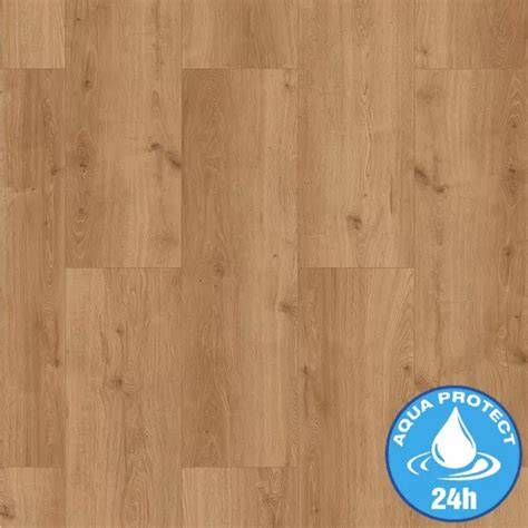 pred a po oprave laminatova podlaha