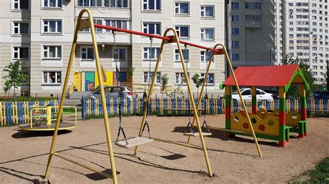 obrázkové znázornění tlumení pádu na hřišti