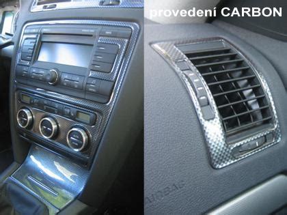 karbonovy dekor interieru octavia II