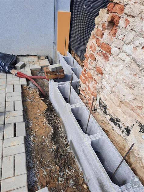 obrázek instalace ztraceného bednění a kari sítě