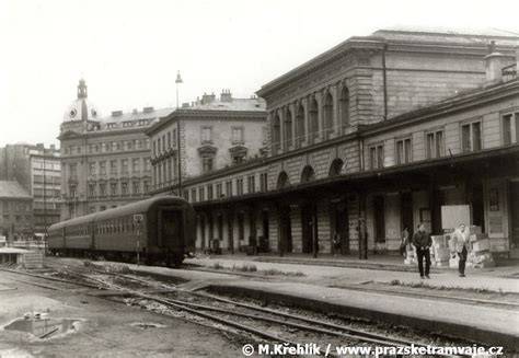 historická fotomontáž nádraží Těšnov