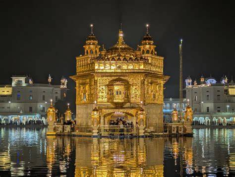 Zlatý chrám Harmandir Sahib panorama