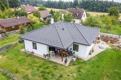 střecha s terasou a zahradou na střeše
