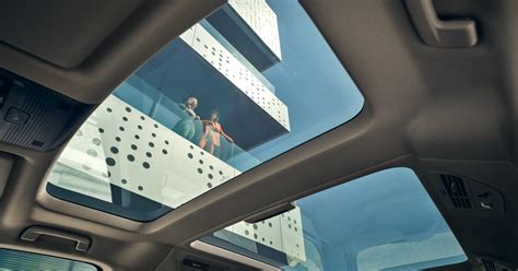 Ford Mondeo panoramatická střecha - ilustrace